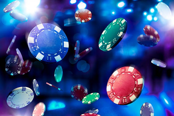 Panel akun kingzeus menampilkan riwayat cashback dan bonus aktif member